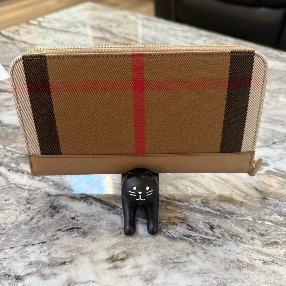 Burberry Chestnut Beige Wallet